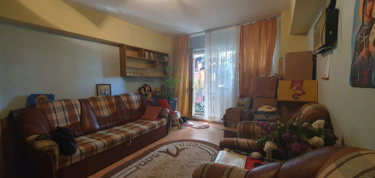 Apartament de renovat 3 camere Crangasi - Strada Ceahlau 