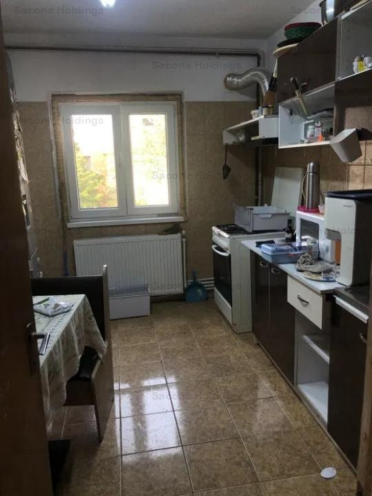 Apartament 4 camere | Decomadant | Centrala | Zona Rahova