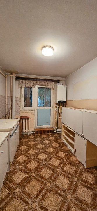 Apartament 4 camere de renovat etajul 1 | Crangasi
