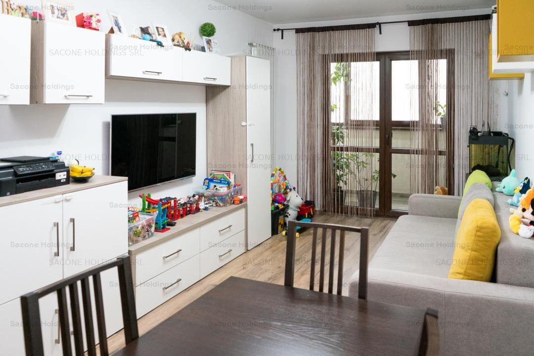 Apartament 3 camere decomandat cu parcare  zona Metalurgiei
