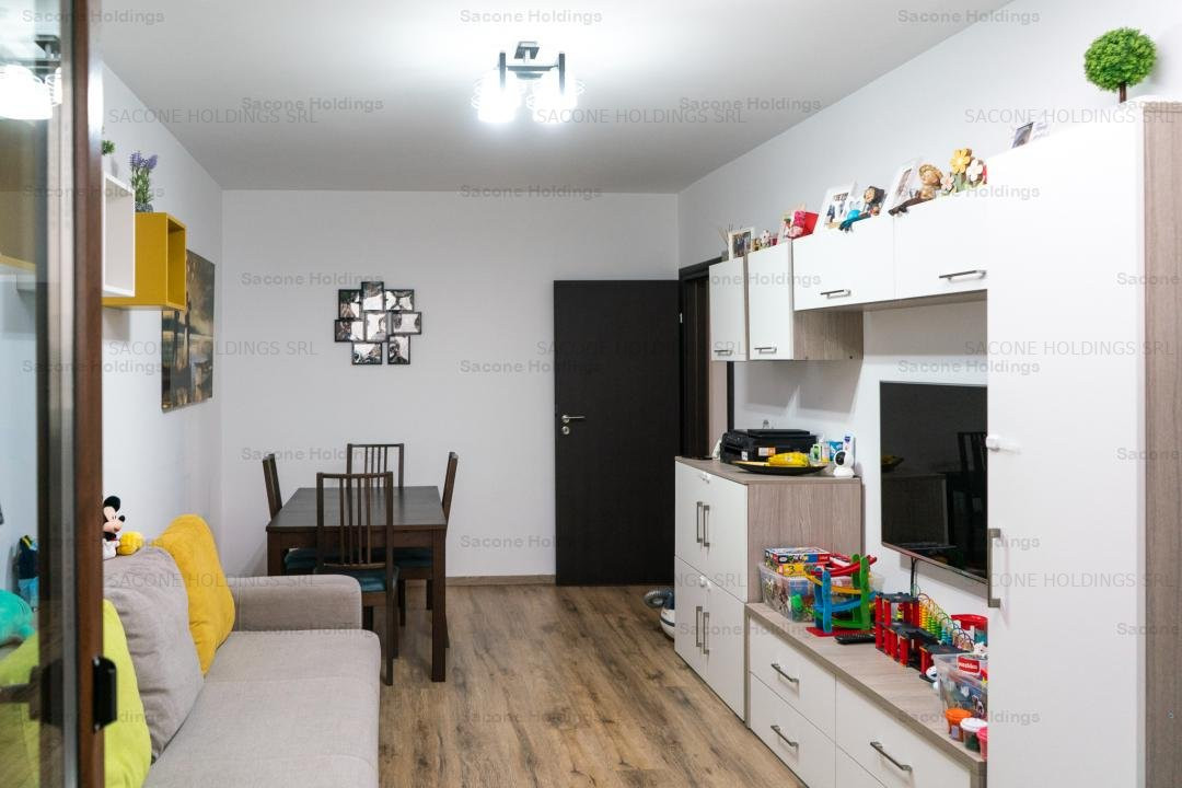 Apartament 3 camere decomandat cu parcare  zona Metalurgiei