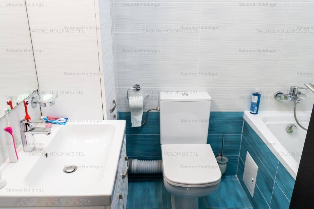 Apartament 3 camere decomandat cu parcare  zona Metalurgiei