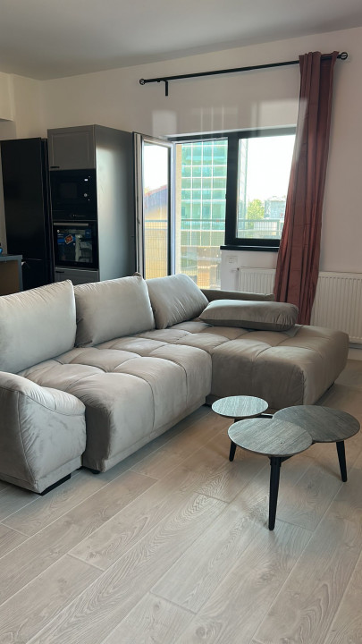 Apartament spatios cu balcon si parcare subterana Pipera