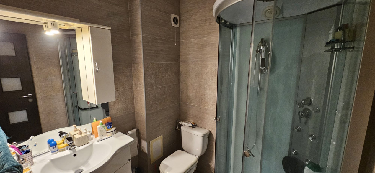 Apartament 3 camere RENOVAT Berceni 