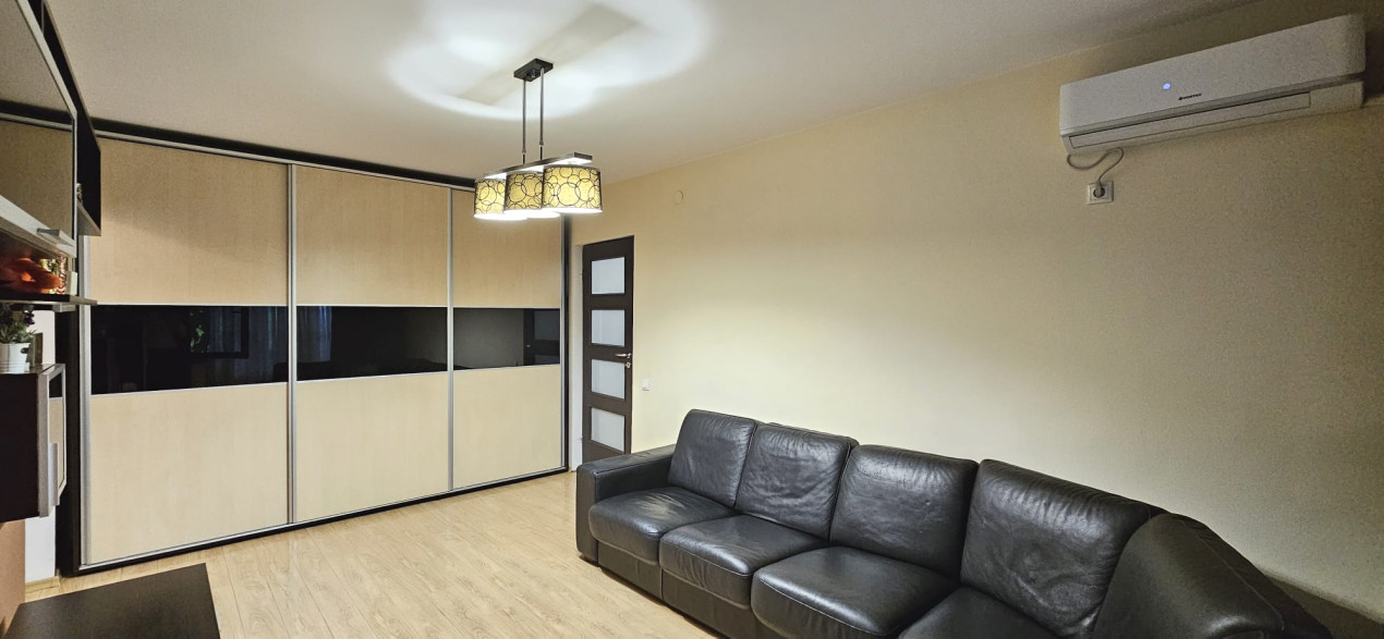 Apartament 3 camere RENOVAT Berceni 