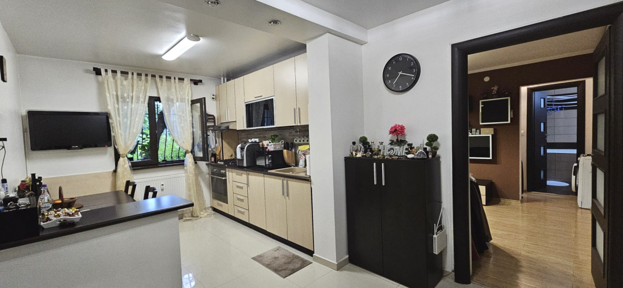 Apartament 3 camere RENOVAT Berceni 