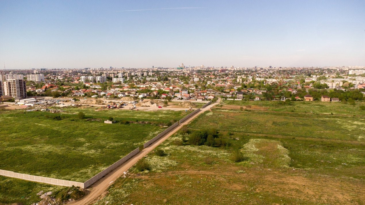 COMISION 0 Confort Urban Teren Intravilan ideal investitie