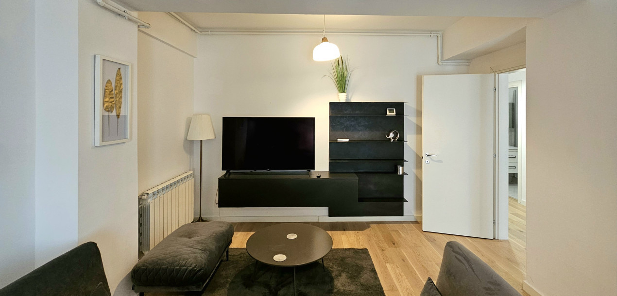 3 Camere complet cu vedere libera - terasa 200 mp