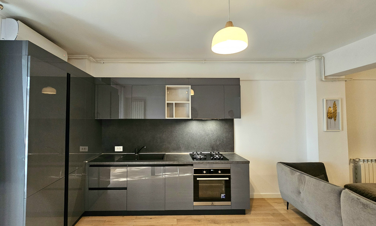 Apartament complet cu vedere libera si parcare - terasa 200 mp