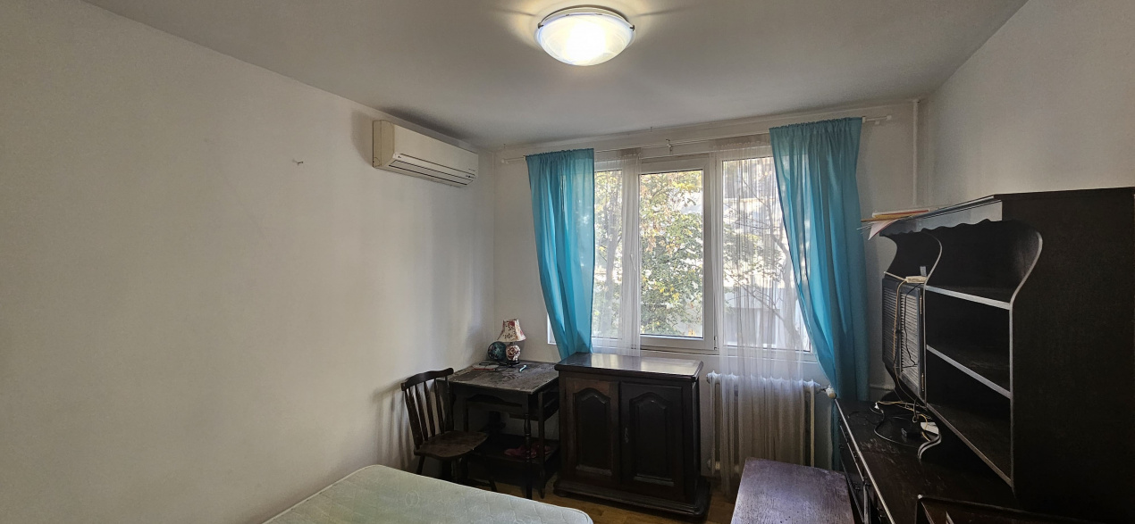 Apartament 2 Camere Decomandat Parc Moghioros