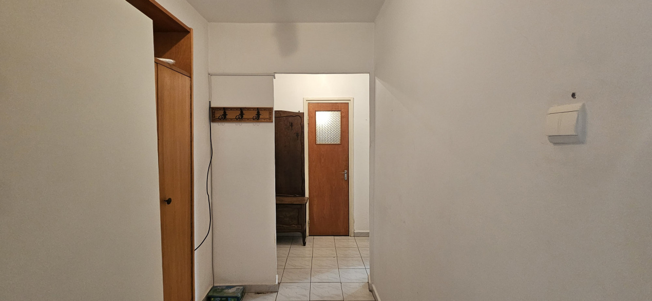 Apartament 2 Camere Decomandat Parc Moghioros